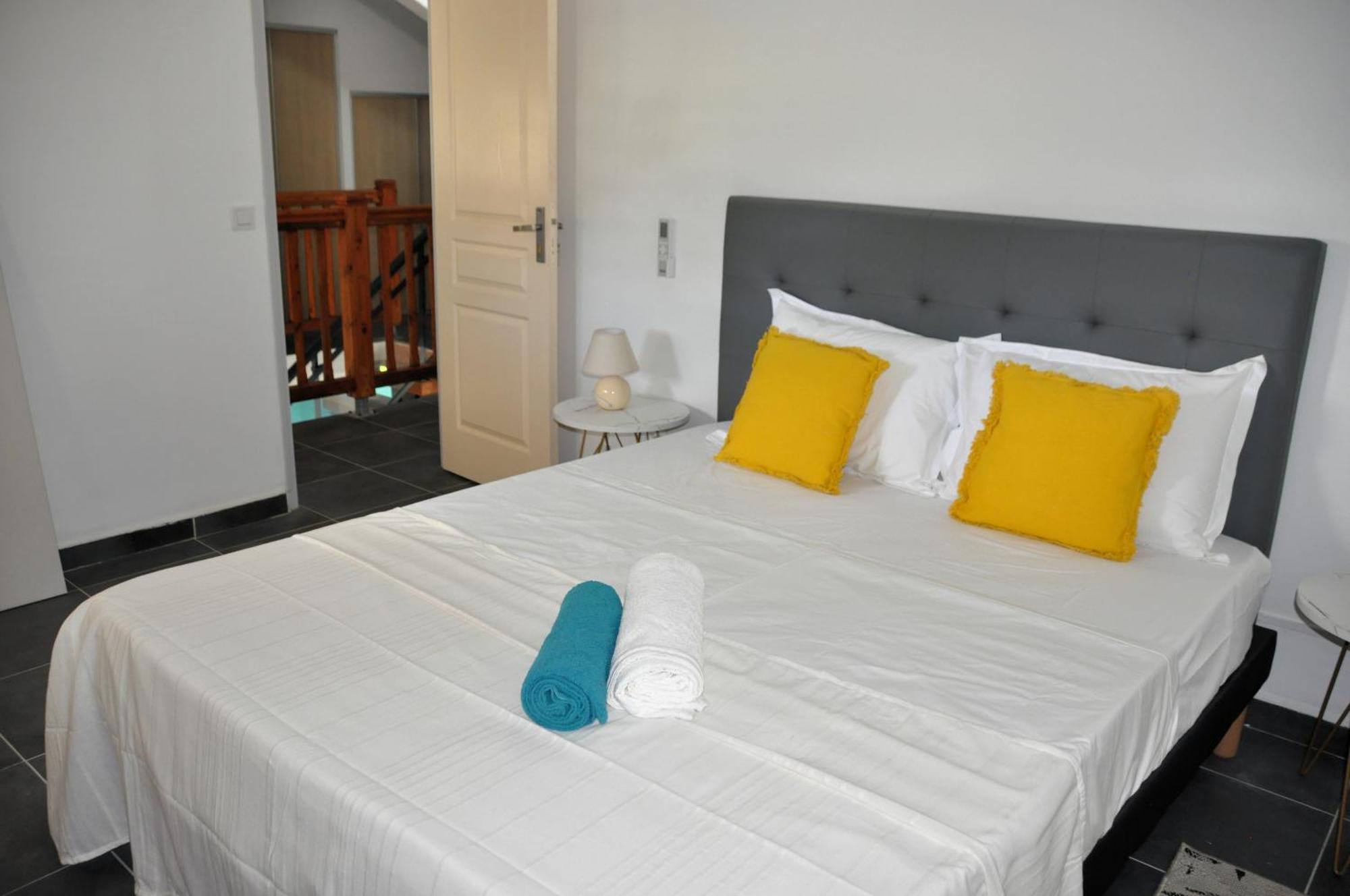L'Eden De Josephine Apartment Le Moule Ngoại thất bức ảnh